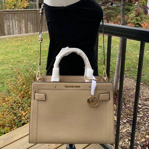 New Michael Kors MK medium rayne Satchel